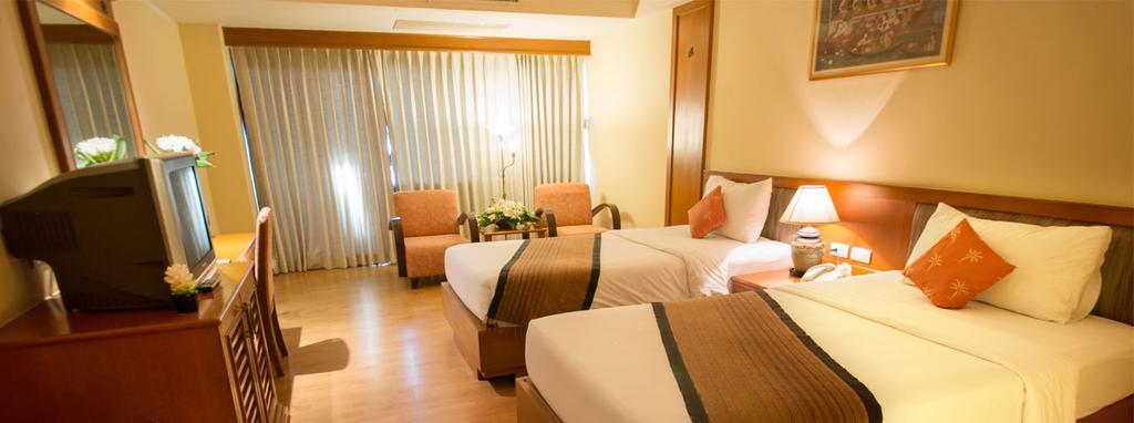 Chakungrao Riverview Hotel Kamphaeng Phet Exterior photo